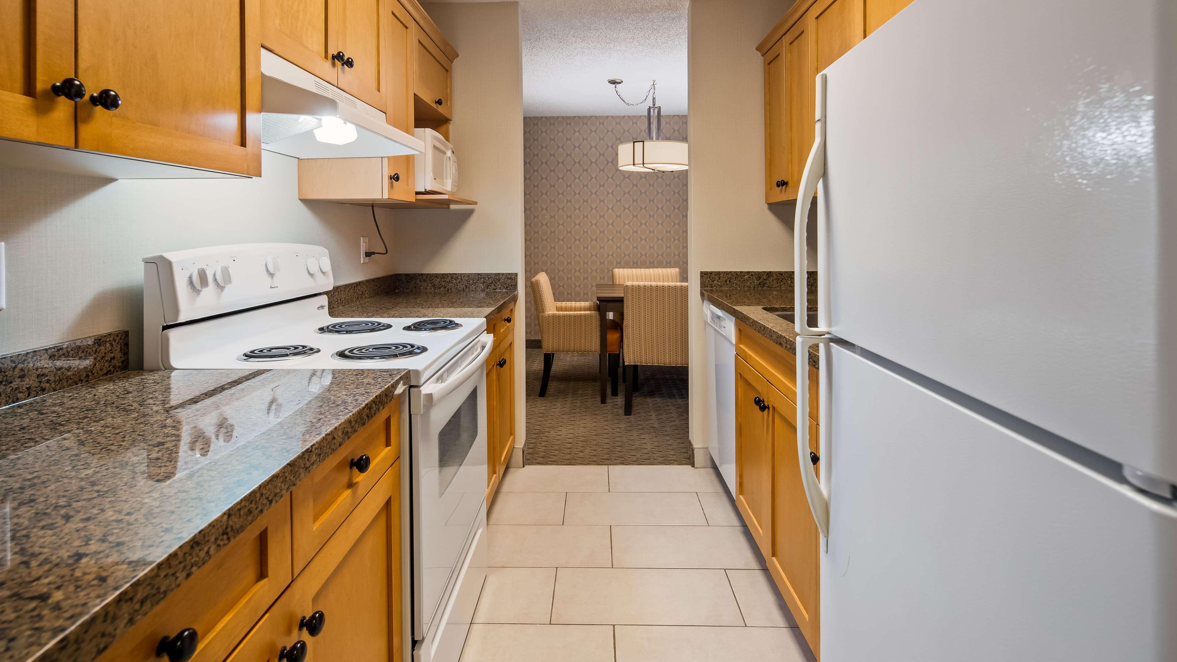 Best Western Plus Country Meadows Inn Aldergrove Exteriör bild